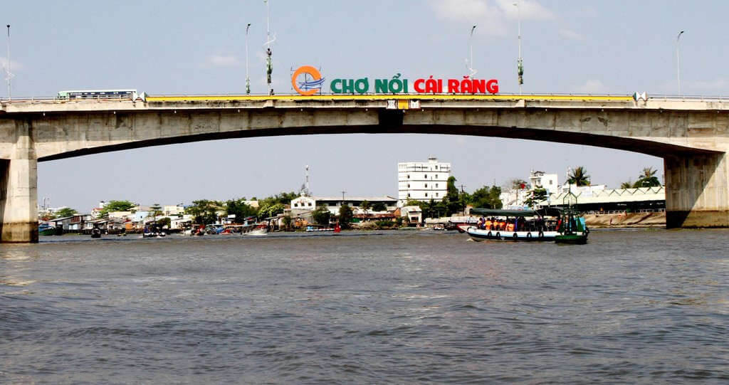 Chợ nổi Cái Răng